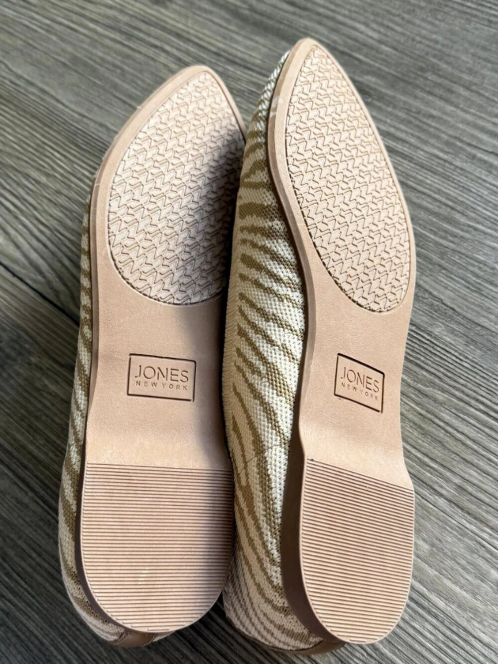 Jones New York Comfort Beige Zebra Print Pointed Toe Knit Flats Shoes 8 NWT - Picture 9 of 12
